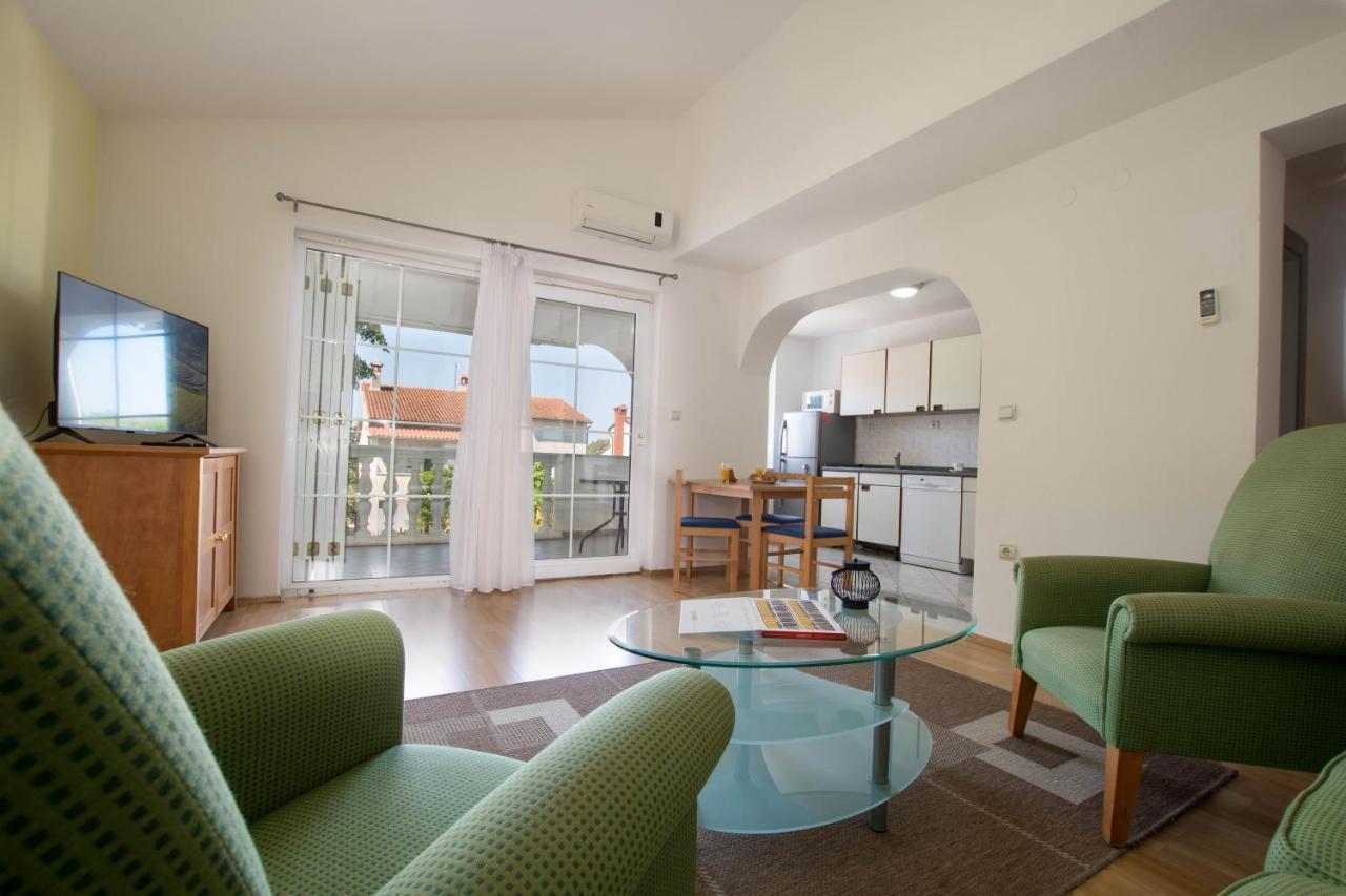 Villa Lucija Pjescana Uvala Ngoại thất bức ảnh