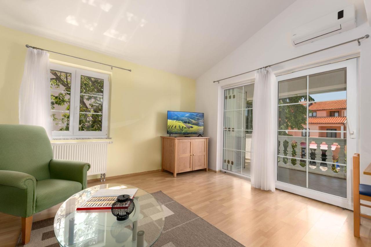 Villa Lucija Pjescana Uvala Ngoại thất bức ảnh